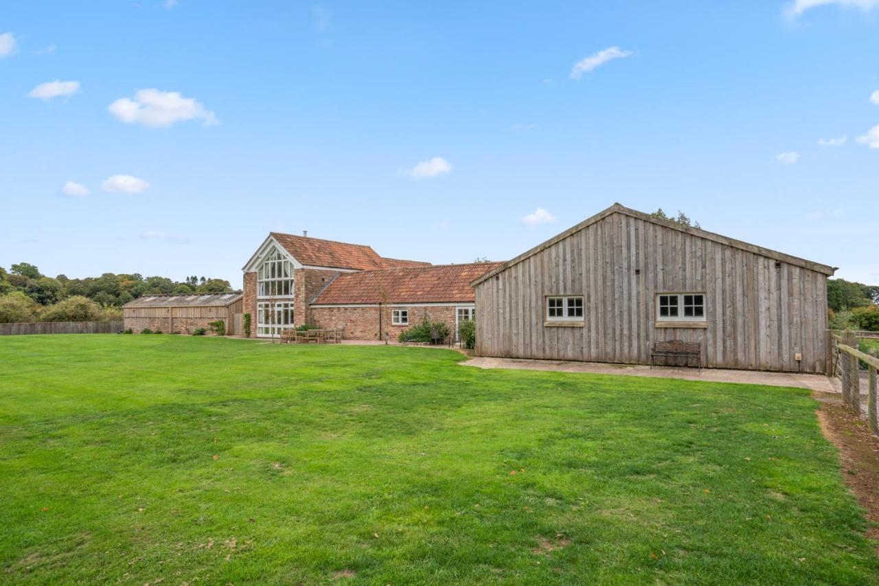 Lodge Barn 라드니 외부 사진
